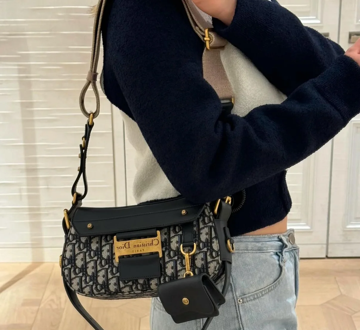 스트릿시크 오블리크 스몰 (24 X 12.5 X 5cm)