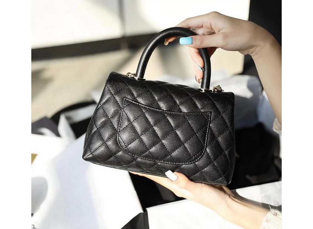 코코 핸들 스몰 샴페인 골드 (24cm X 14cm X 10cm) 상세