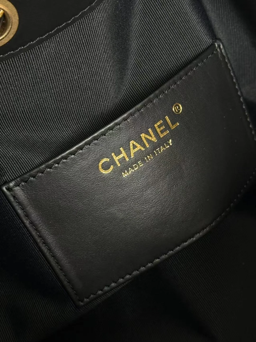 25c 뉴 호보백 블랙 스웨이드 상세