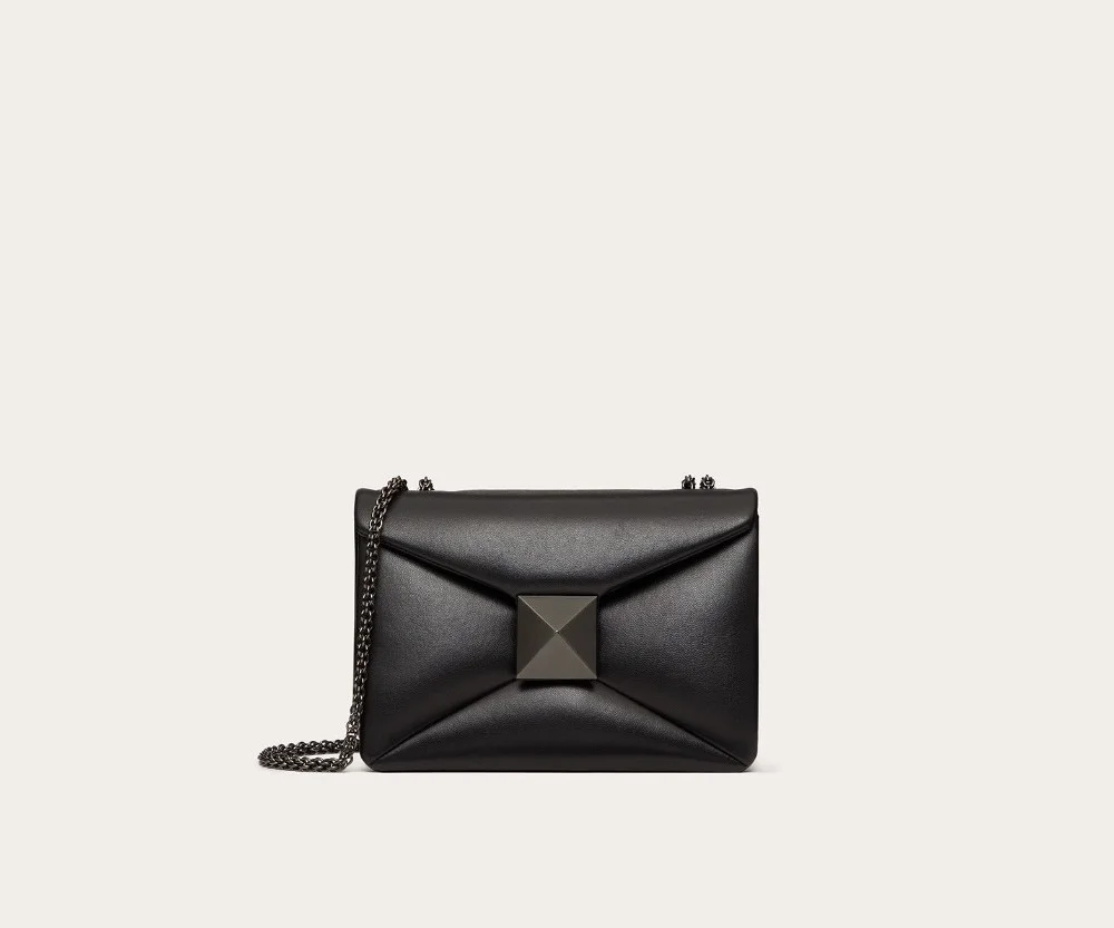 STUD 스몰 체인 스터드 쉽스킨백 (19cm X 14cm X 11cm)