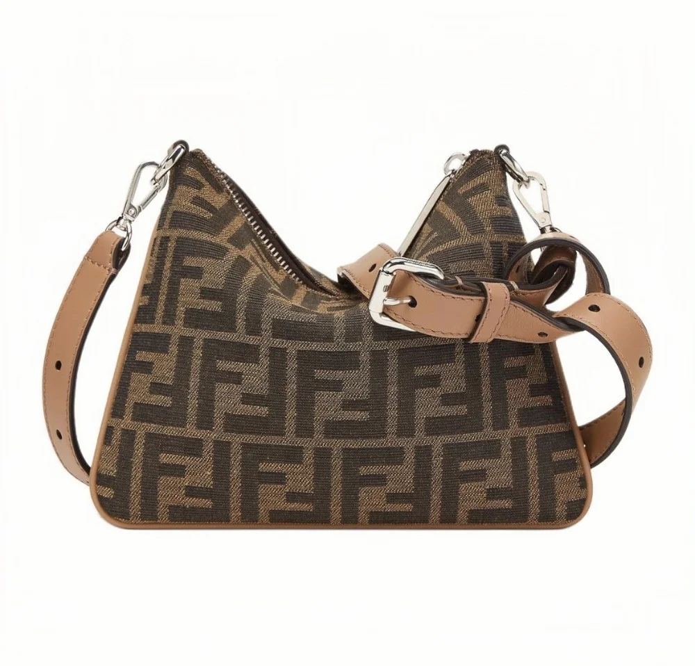 클러치 파우치 (20.5cm X 16cm X 1cm)