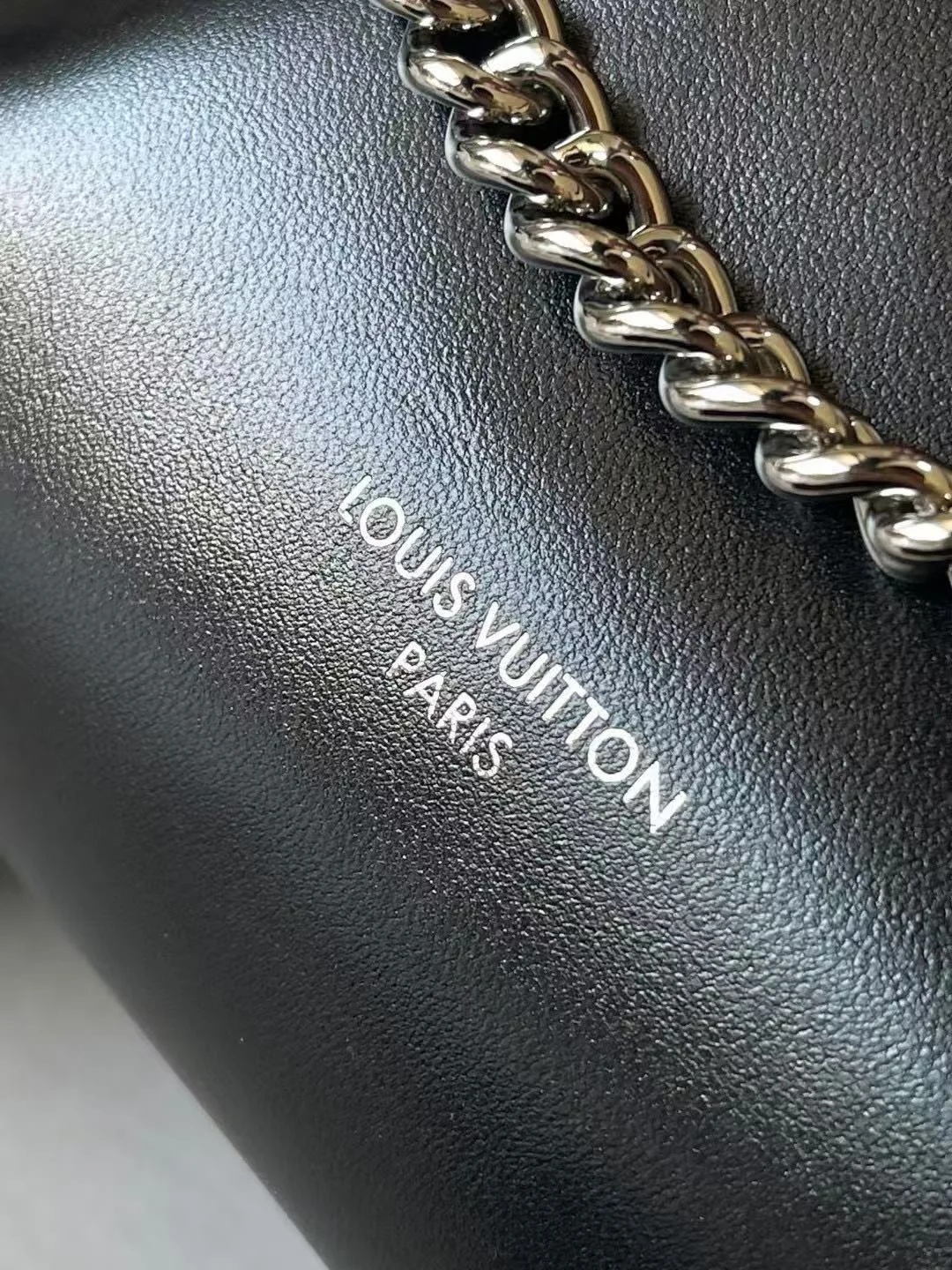 캐리올 바이브 BB (26cm X 17cm X 10cm) 상세