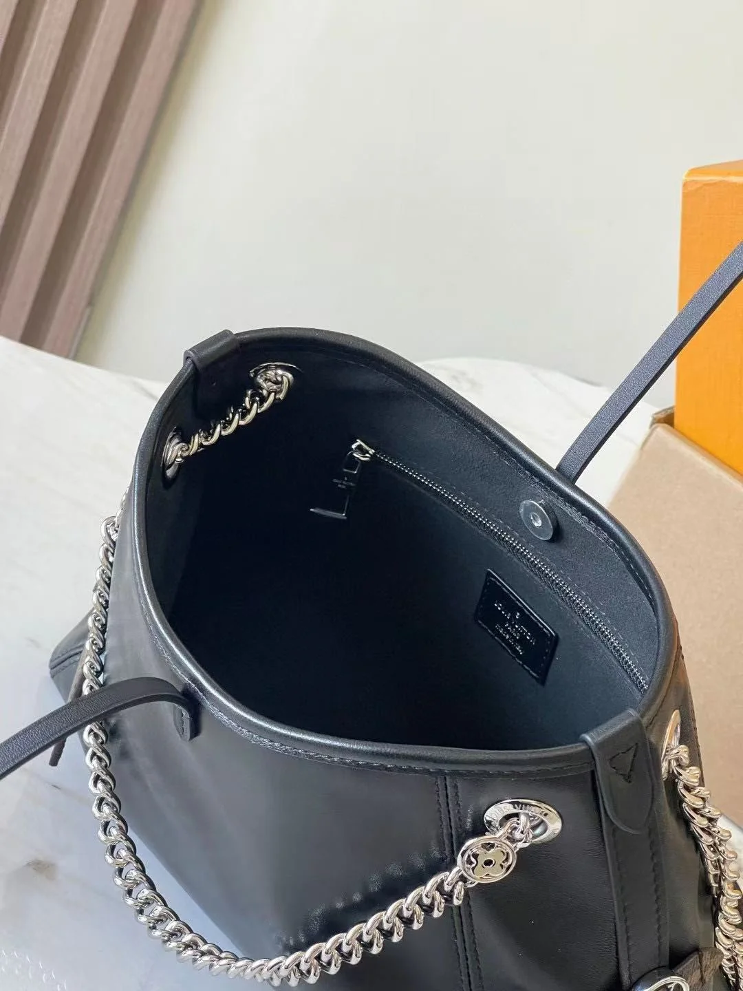 캐리올 바이브 BB (26cm X 17cm X 10cm) 상세