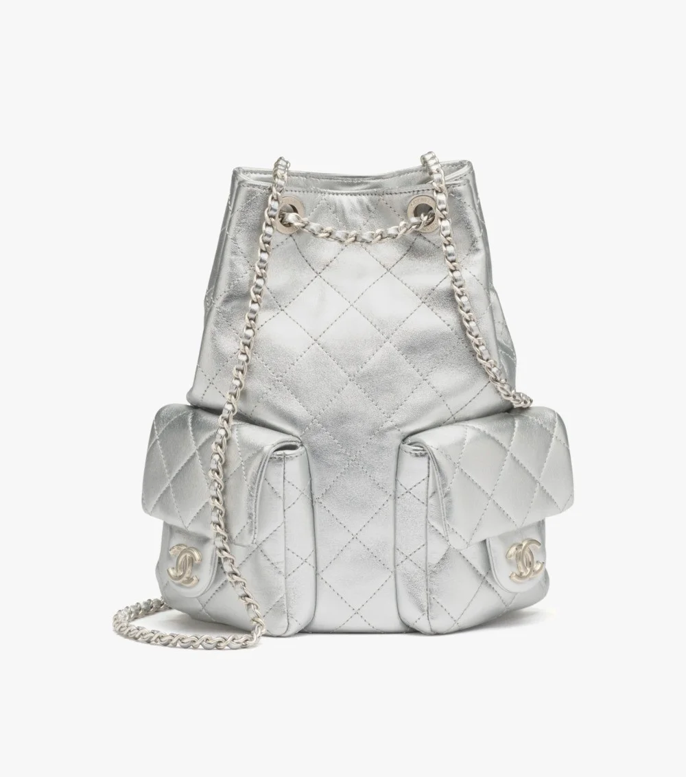 백팩 실버 (24.5cm X 18cm X 8cm)