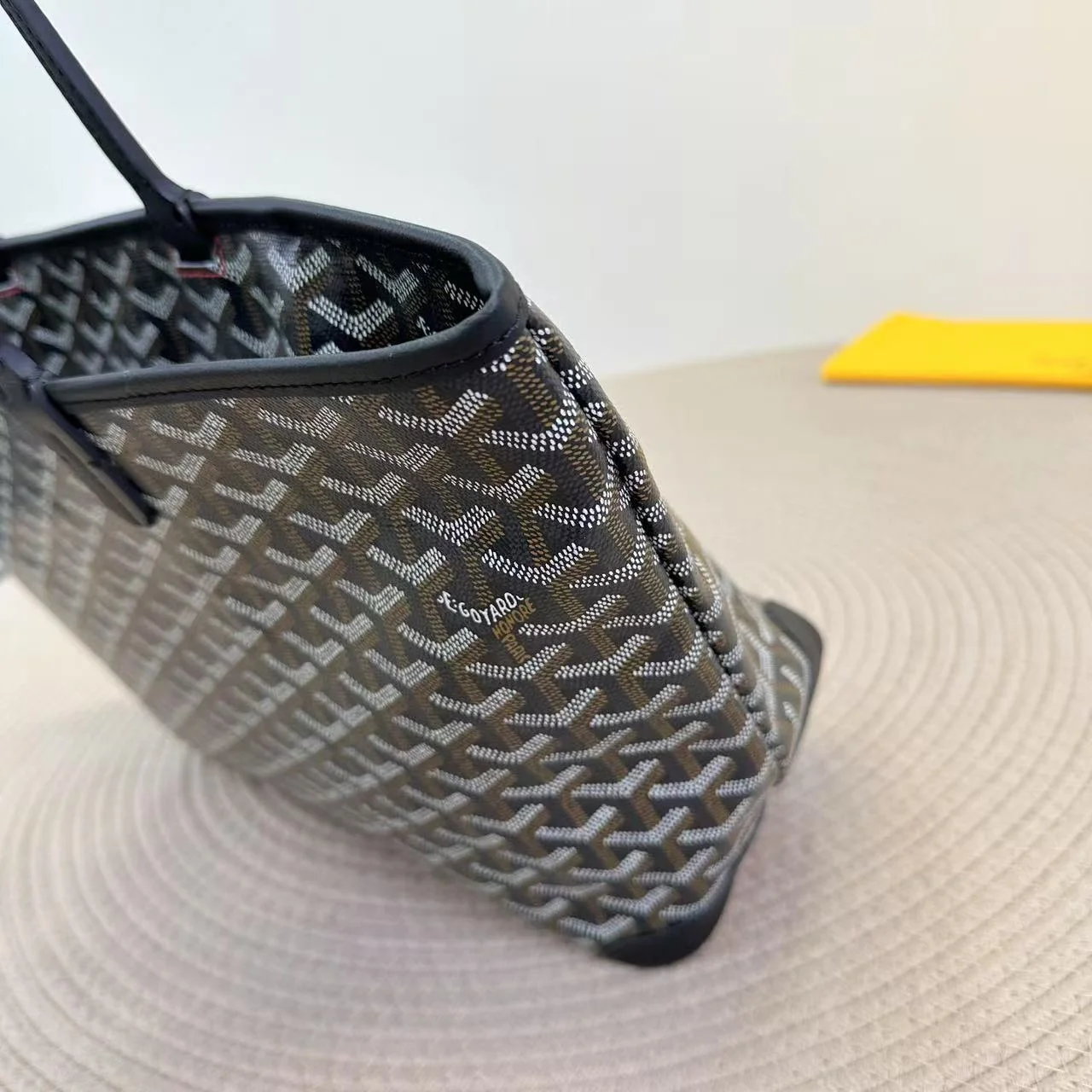 아르투아백 PM (40cm X 14cm X 25cm) 상세