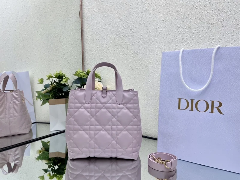 뚜주흐 미디엄 버티컬 토트백 라일락 상세