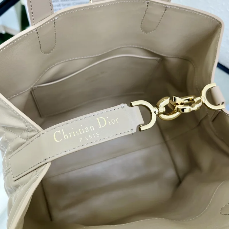 뚜주흐 미디엄 버티컬 토트백 스톤그레이 상세