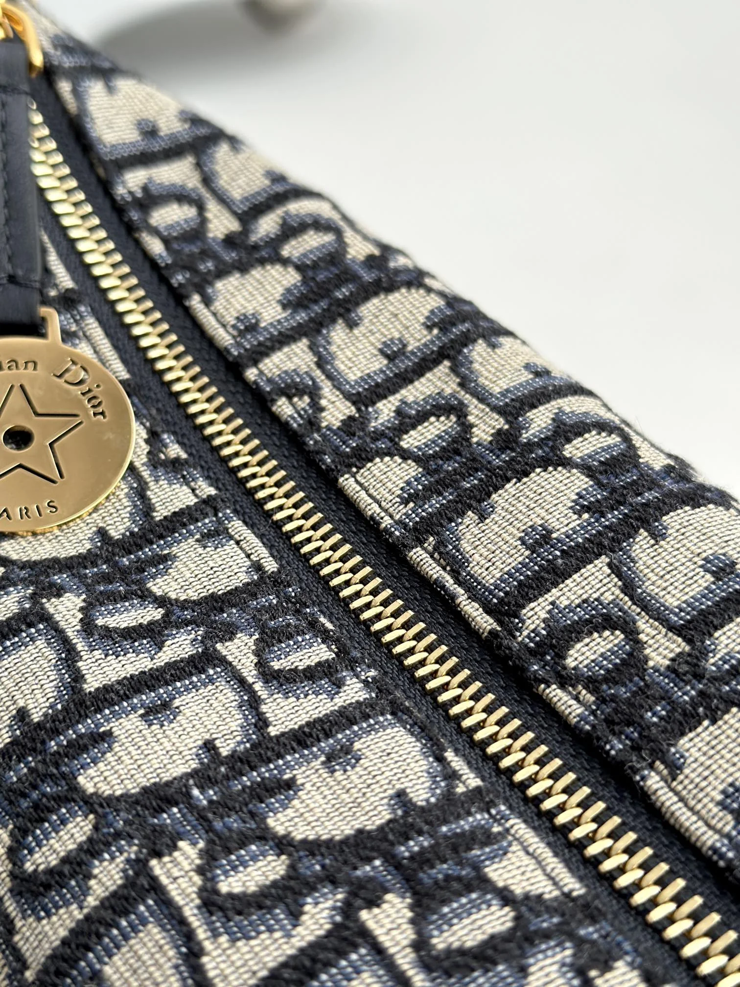 D star 체인 호보백 (22x14.5x10cm) 상세