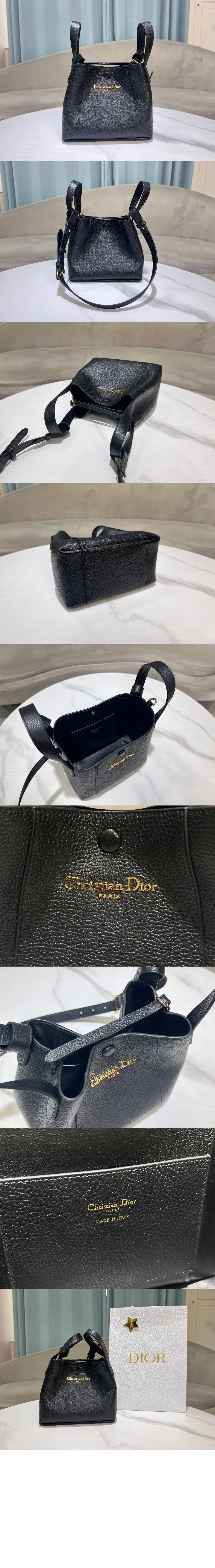 시그니쳐 스몰 버킷백 (19 * 21 * 11cm) 상세