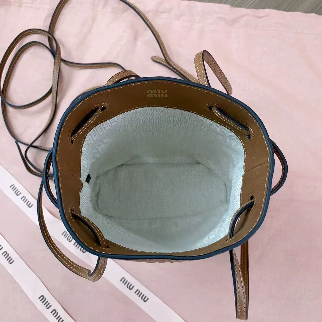 나파 미니 백 (14 * 17 * 6cm) 상세