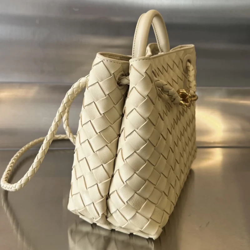 스몰 안디아모 상세