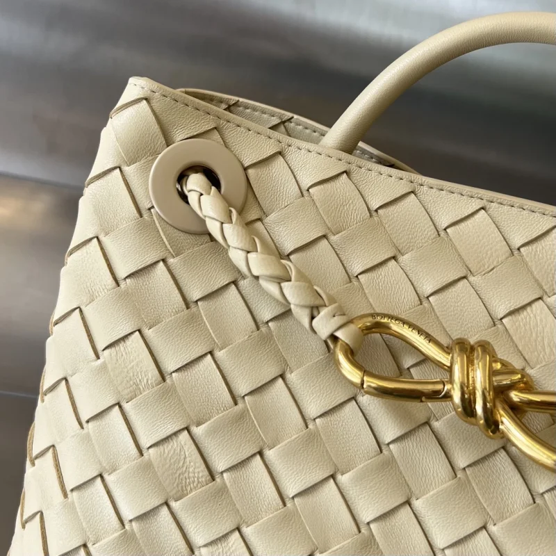 스몰 안디아모 상세