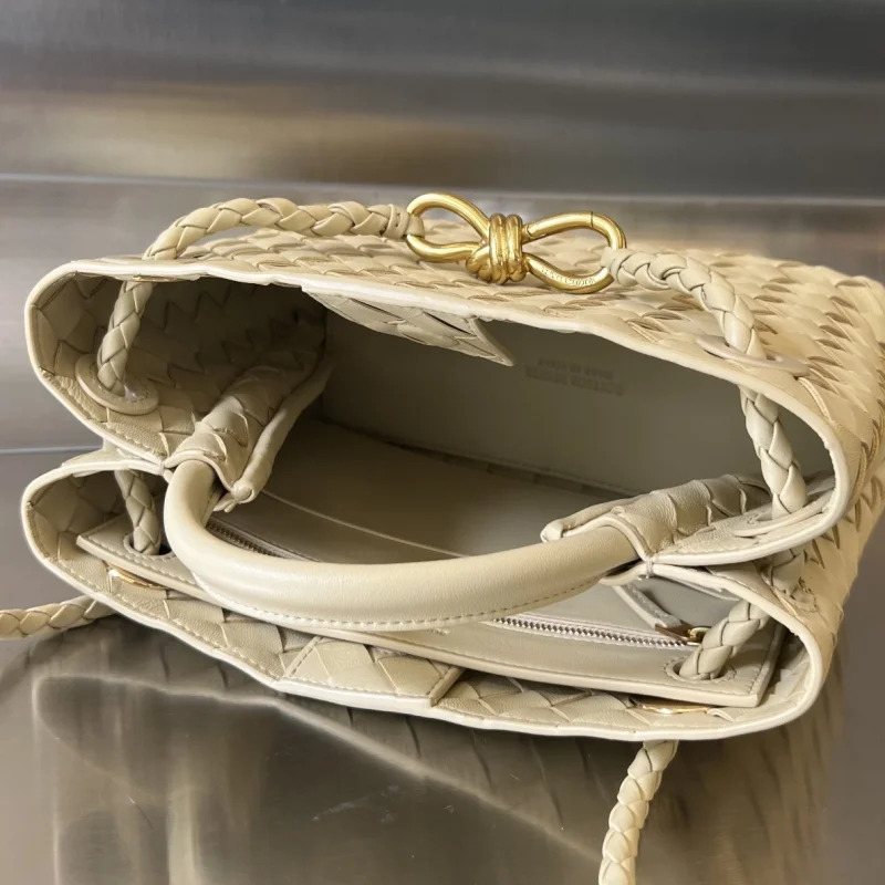 스몰 안디아모 상세