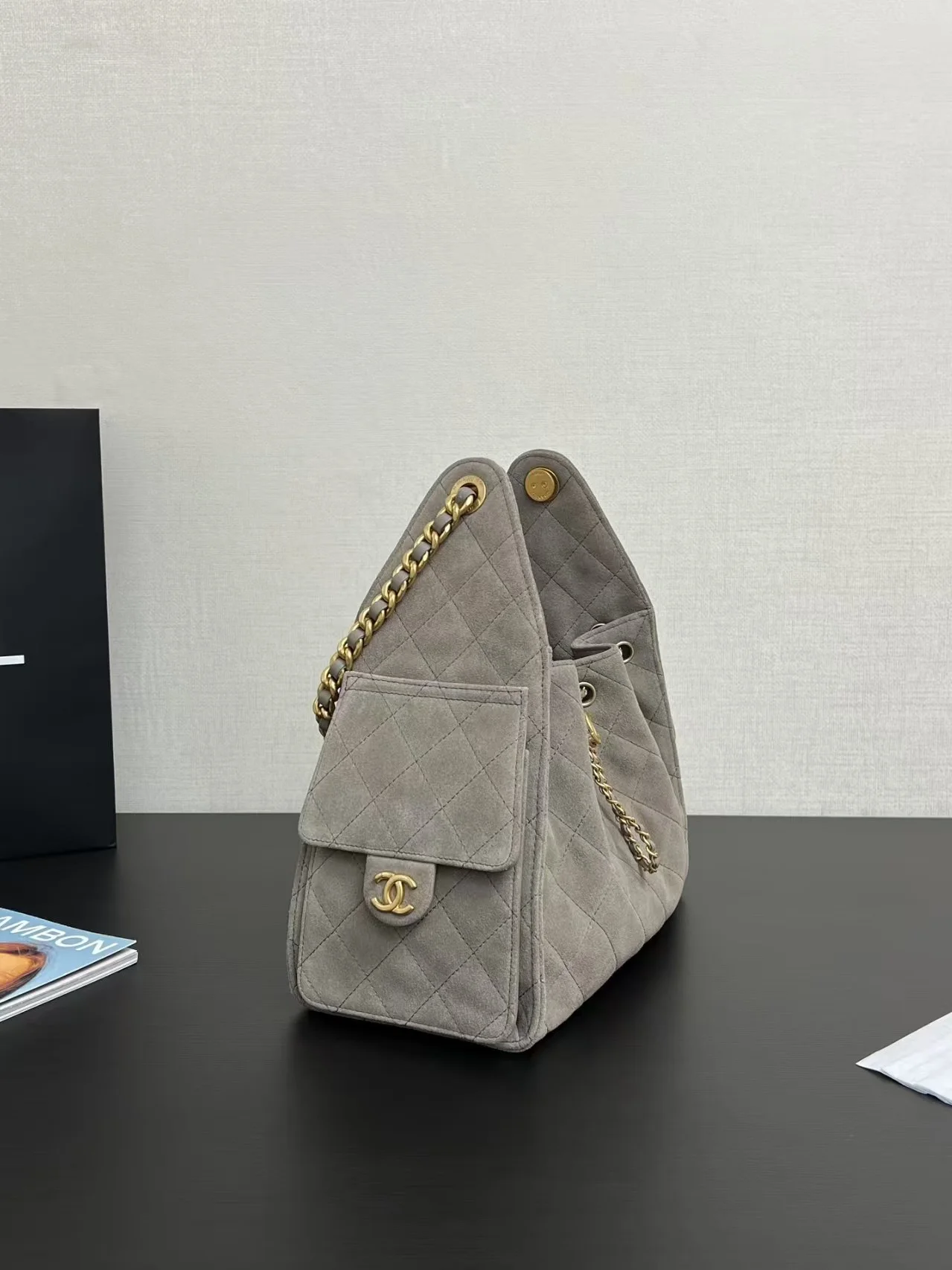 25c 뉴 호보백 스웨이드 상세