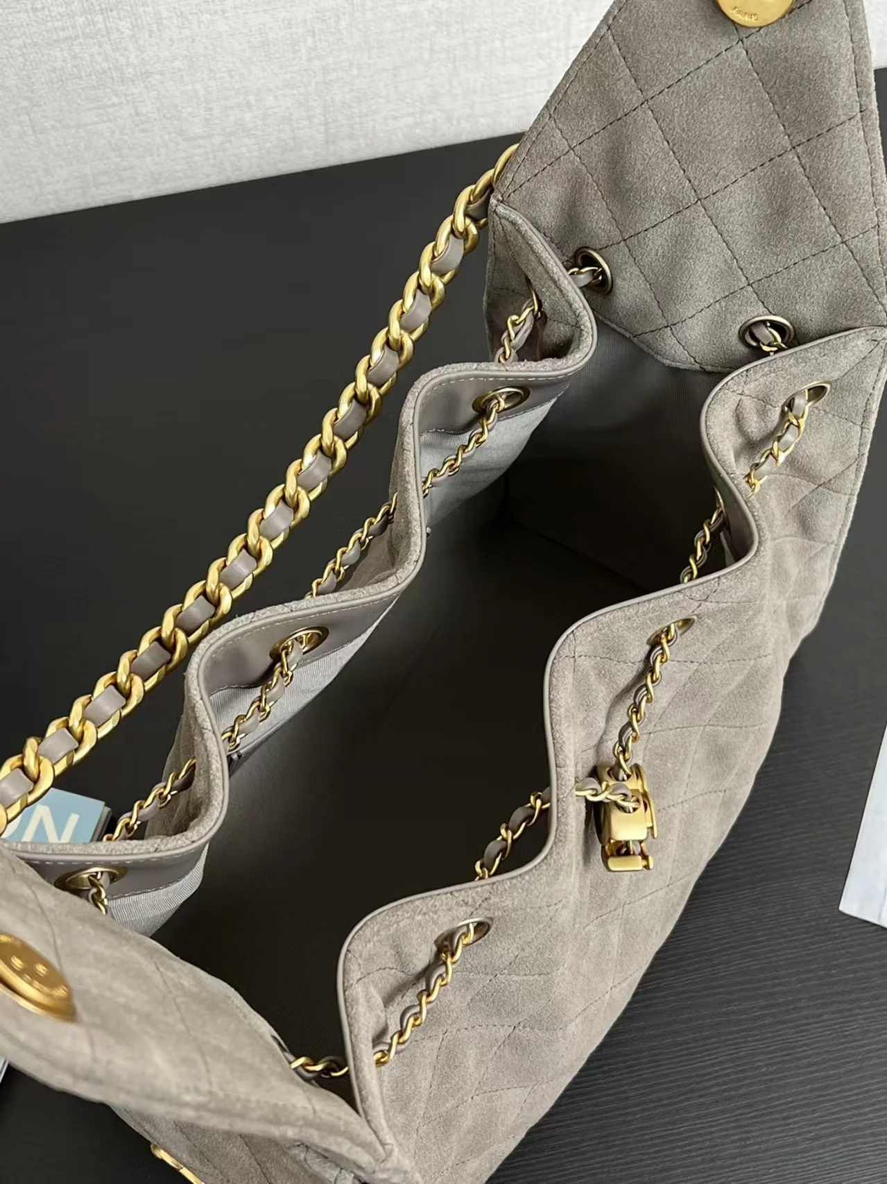 25c 뉴 호보백 스웨이드 상세