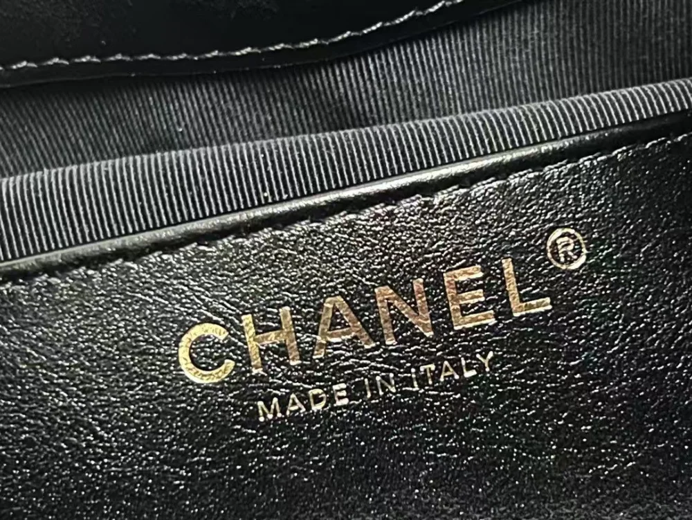 25c 뉴 호보백 블랙 카프스킨 상세