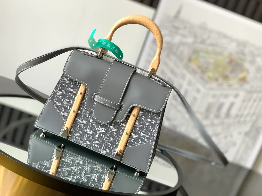 스트럭쳐 사이공 미니백 그레이  (20cm X 15cm X 7.5cm) 상세