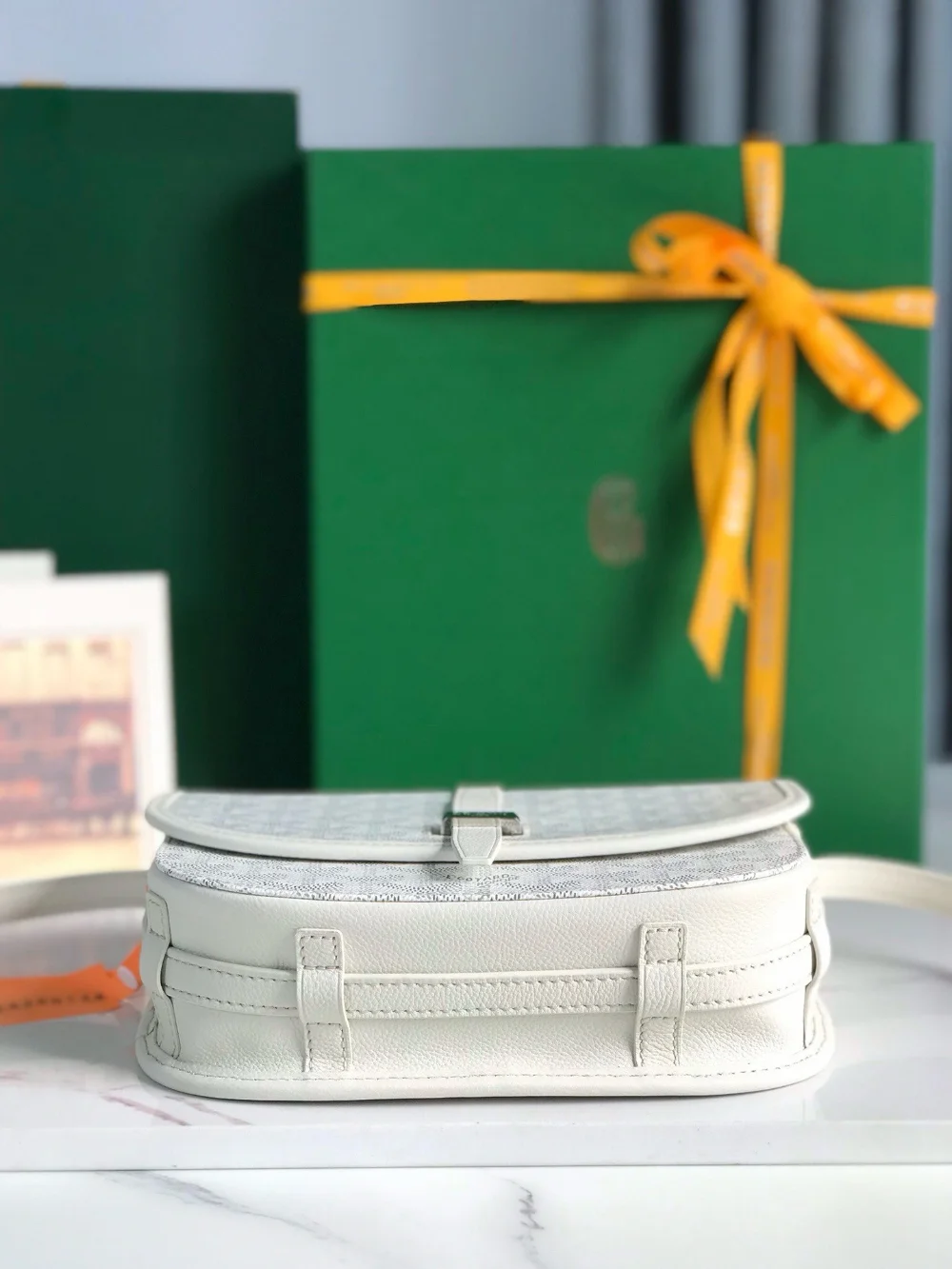 벨베데레백 21 (21 * 16 * 6cm) 상세