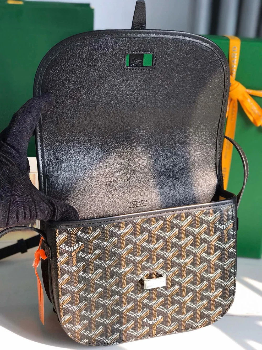 벨베데레백 21 (21 * 16 * 6cm) 상세