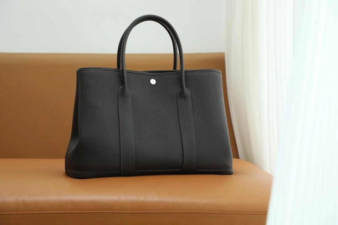 가든파티 36 Ebene 백 상세