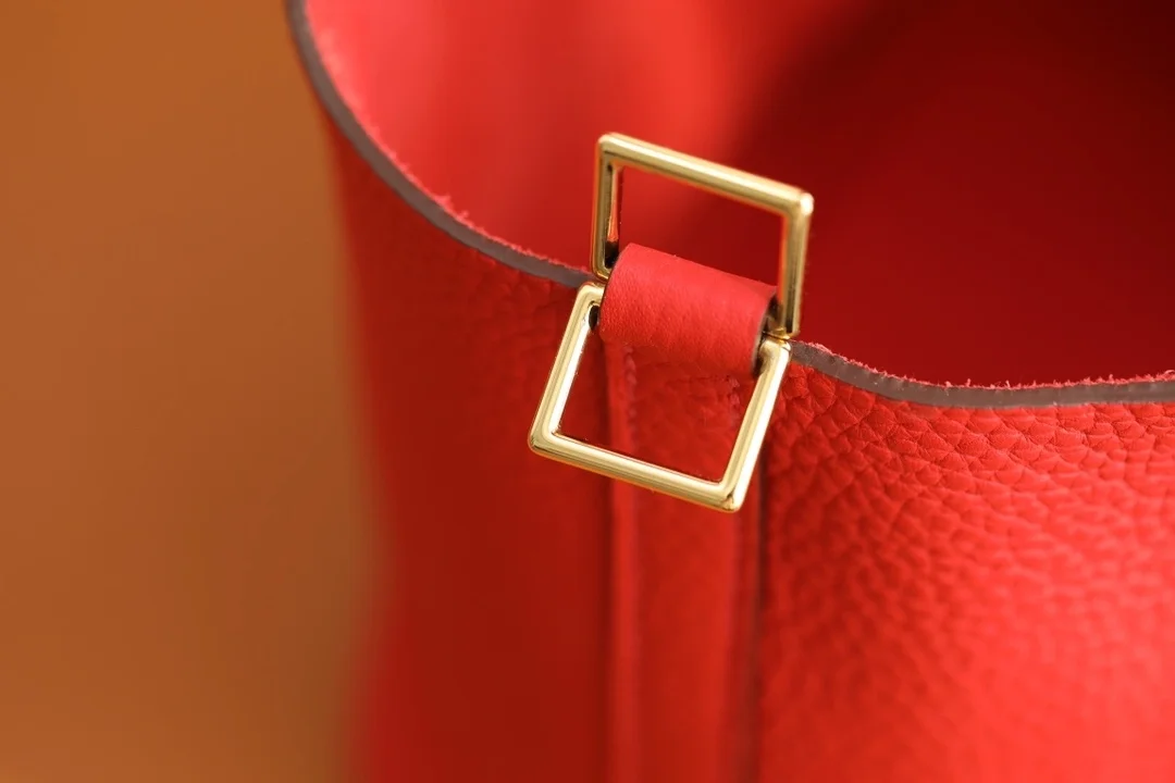 피코탄 PM Rouge casaque 백 상세