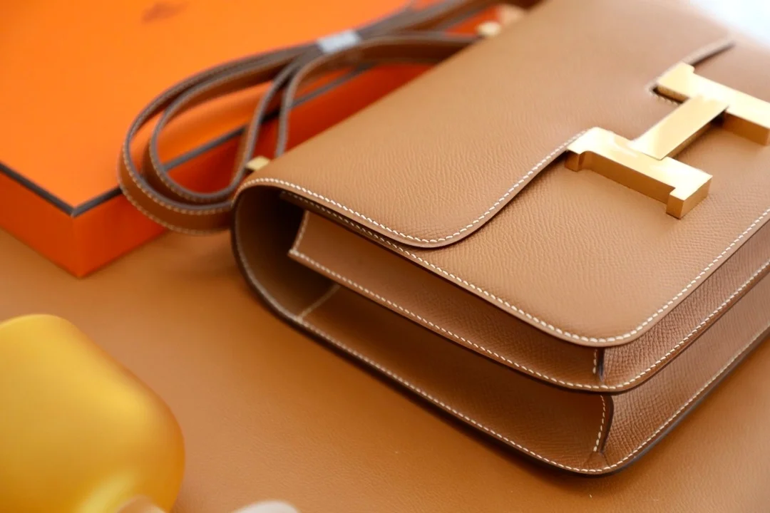 콘스탄스 24 Gold Epsom 백 상세