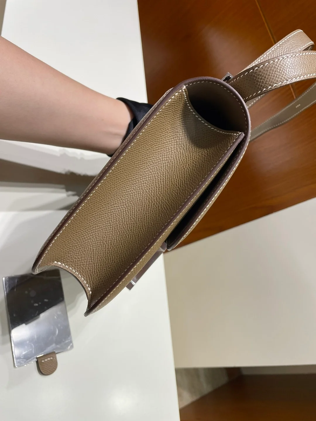 콘스탄스 24 Etoupe Epsom 백 상세