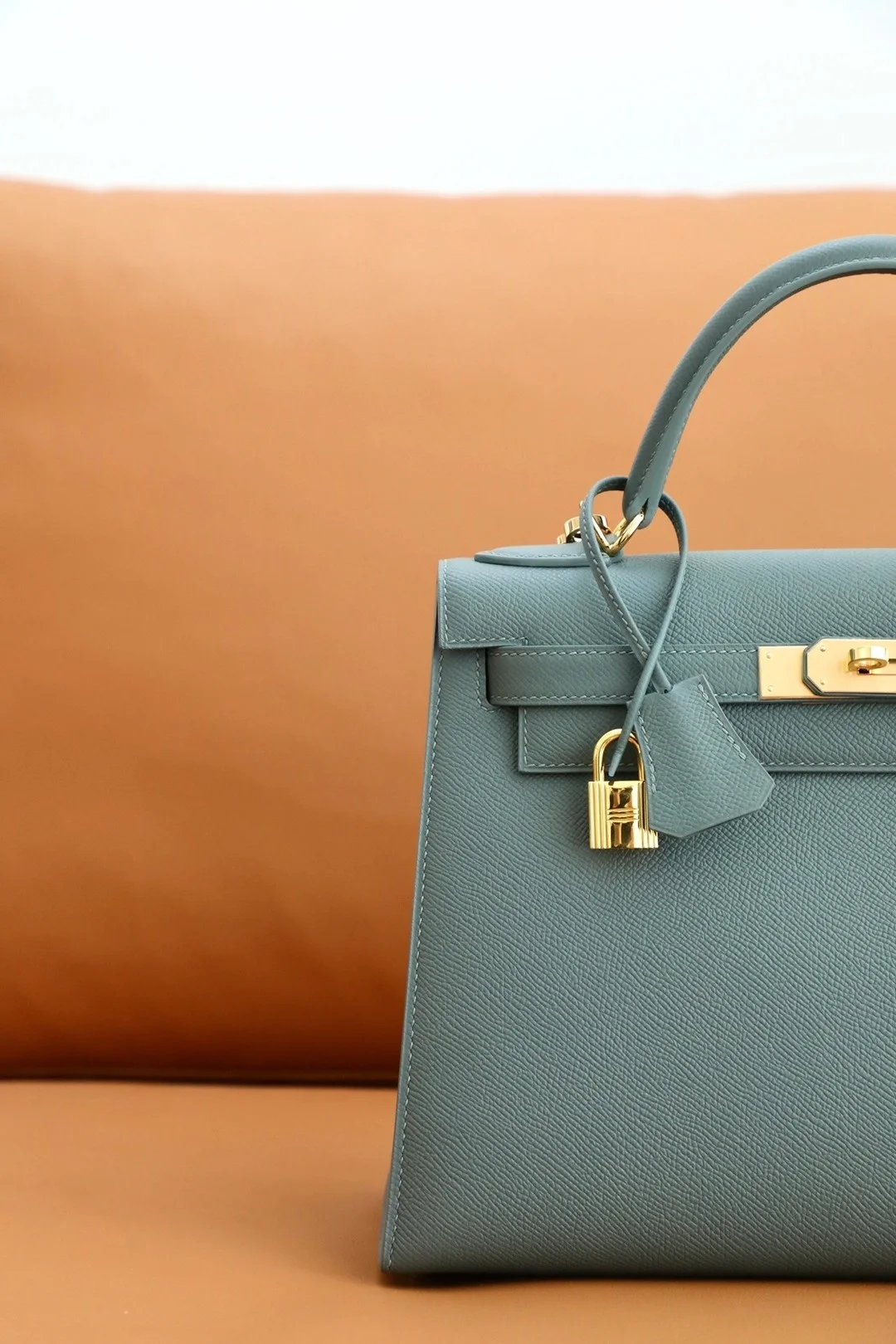 켈리백 28 Vert amande 백 상세