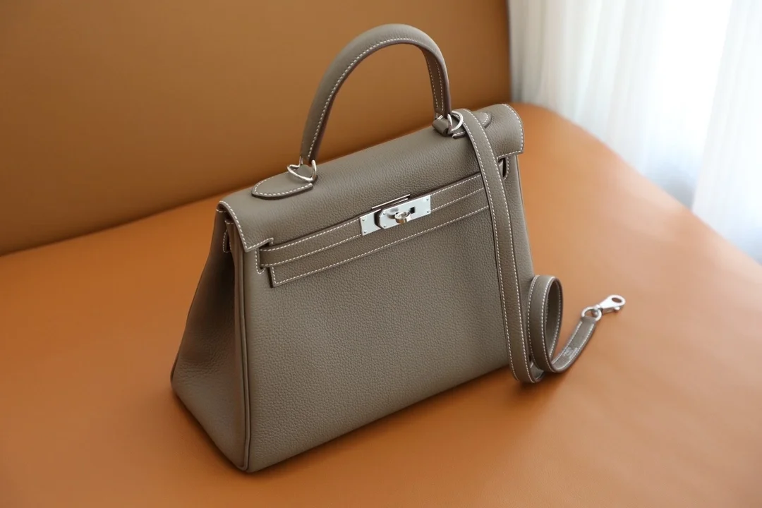 켈리백 28 Etoupe 백 상세