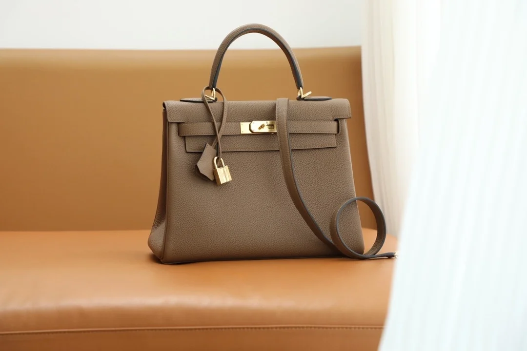 켈리백 28 Alezan 백 상세