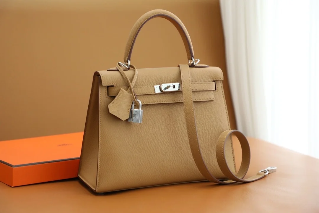 켈리백 25 Biscuit 백 상세