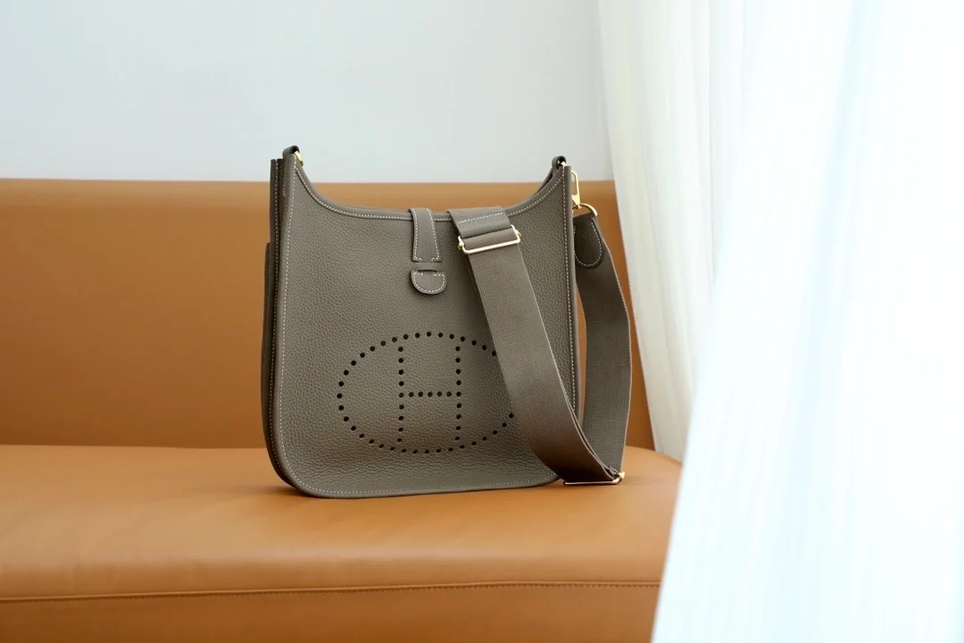 에블린 PM Etoupe 백 상세