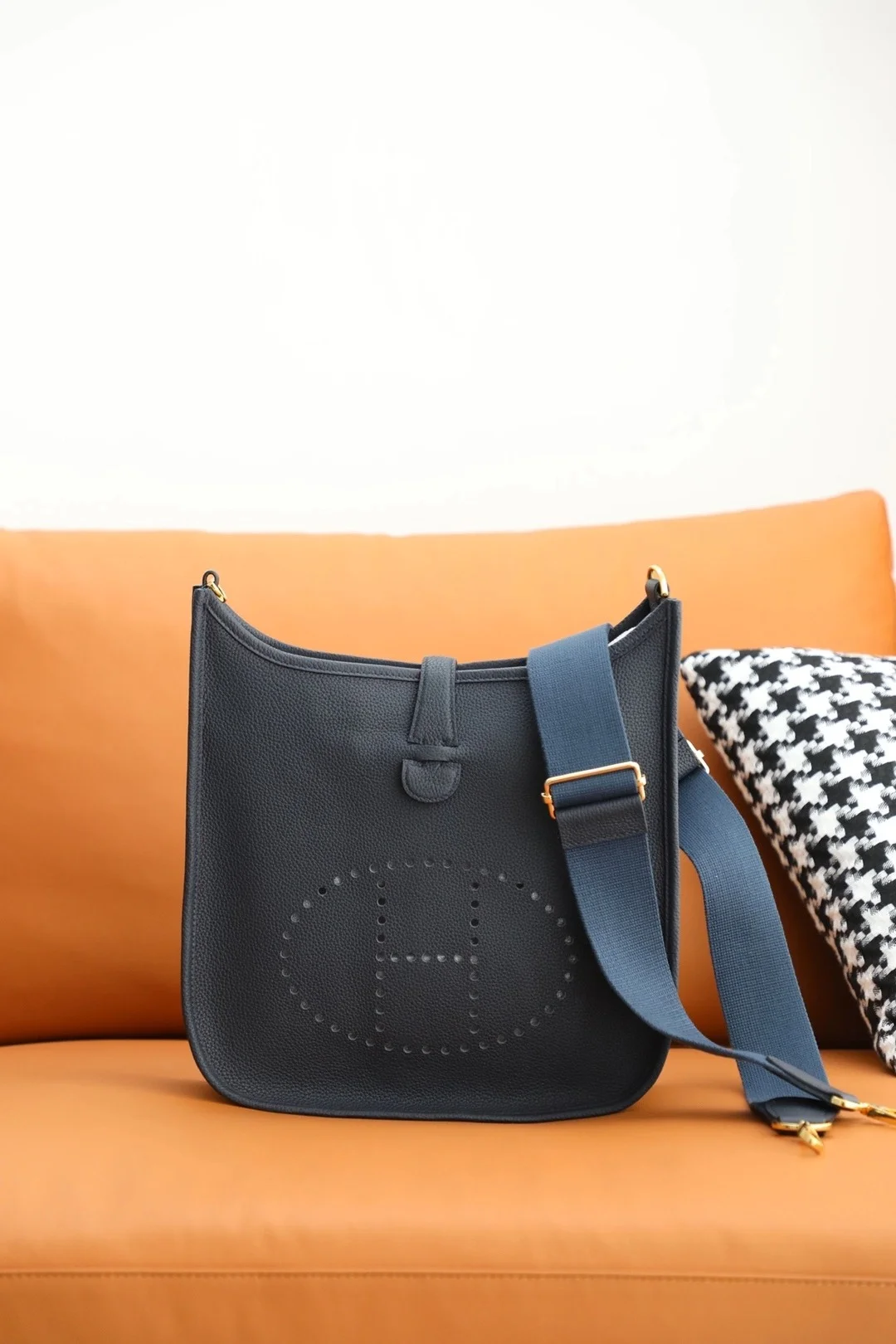 에블린 PM Bleu nuit 백 상세