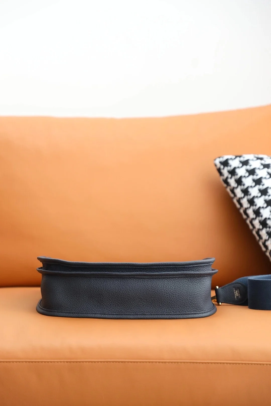 에블린 PM Bleu nuit 백 상세