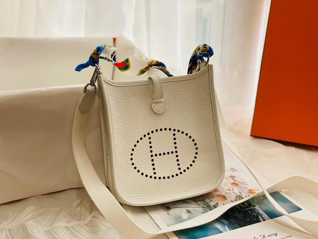 에블린 16 아마존 백 상세