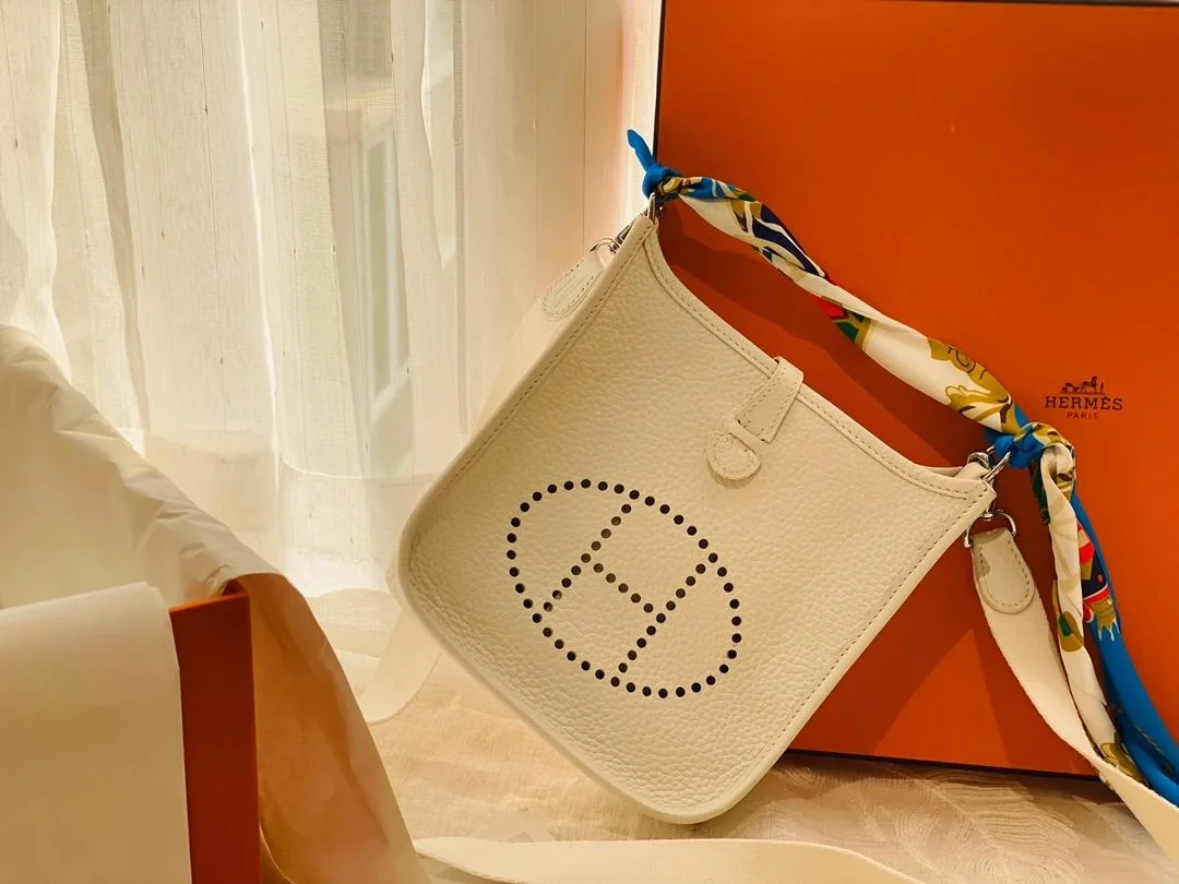 에블린 16 아마존 백 상세