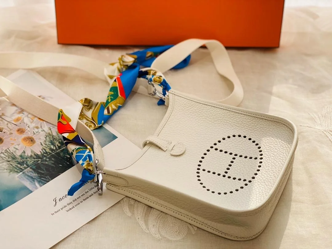 에블린 16 아마존 백 상세