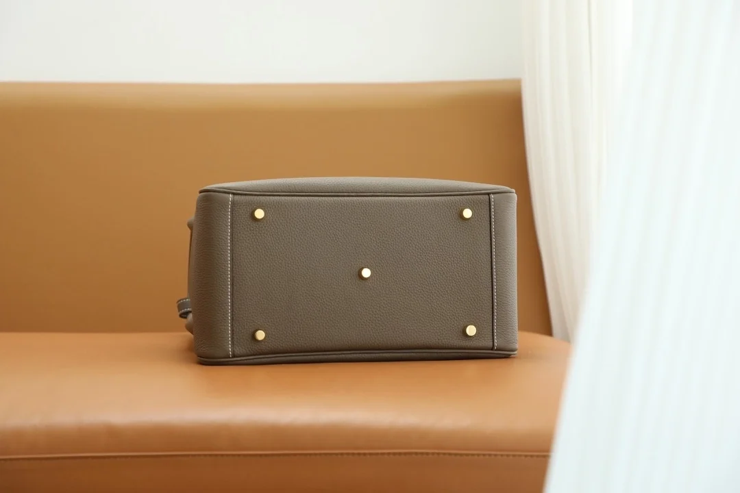 린디 30 Etoupe 백 상세