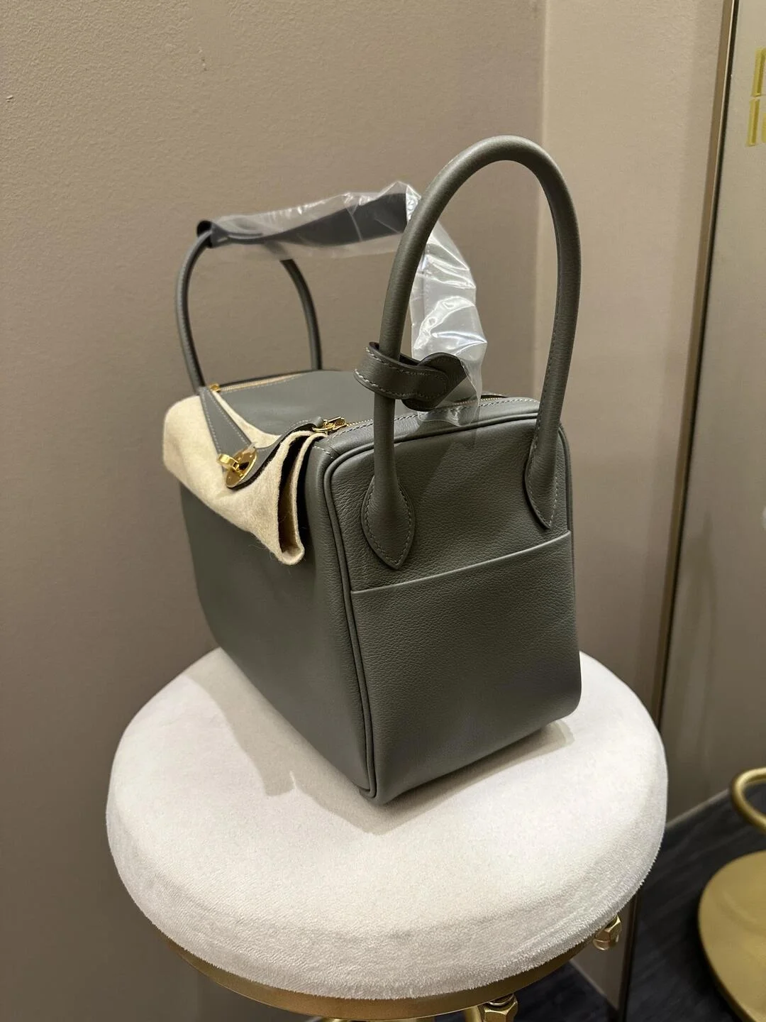 린디 26 Gris meyer 백 상세