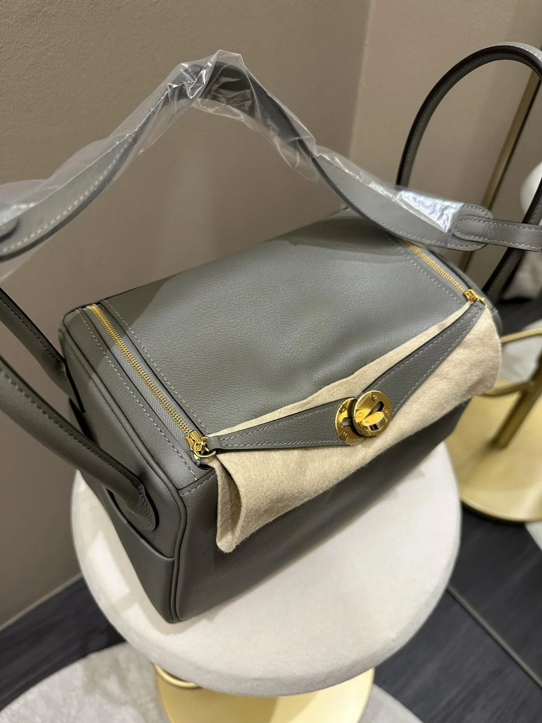 린디 26 Gris meyer 백 상세