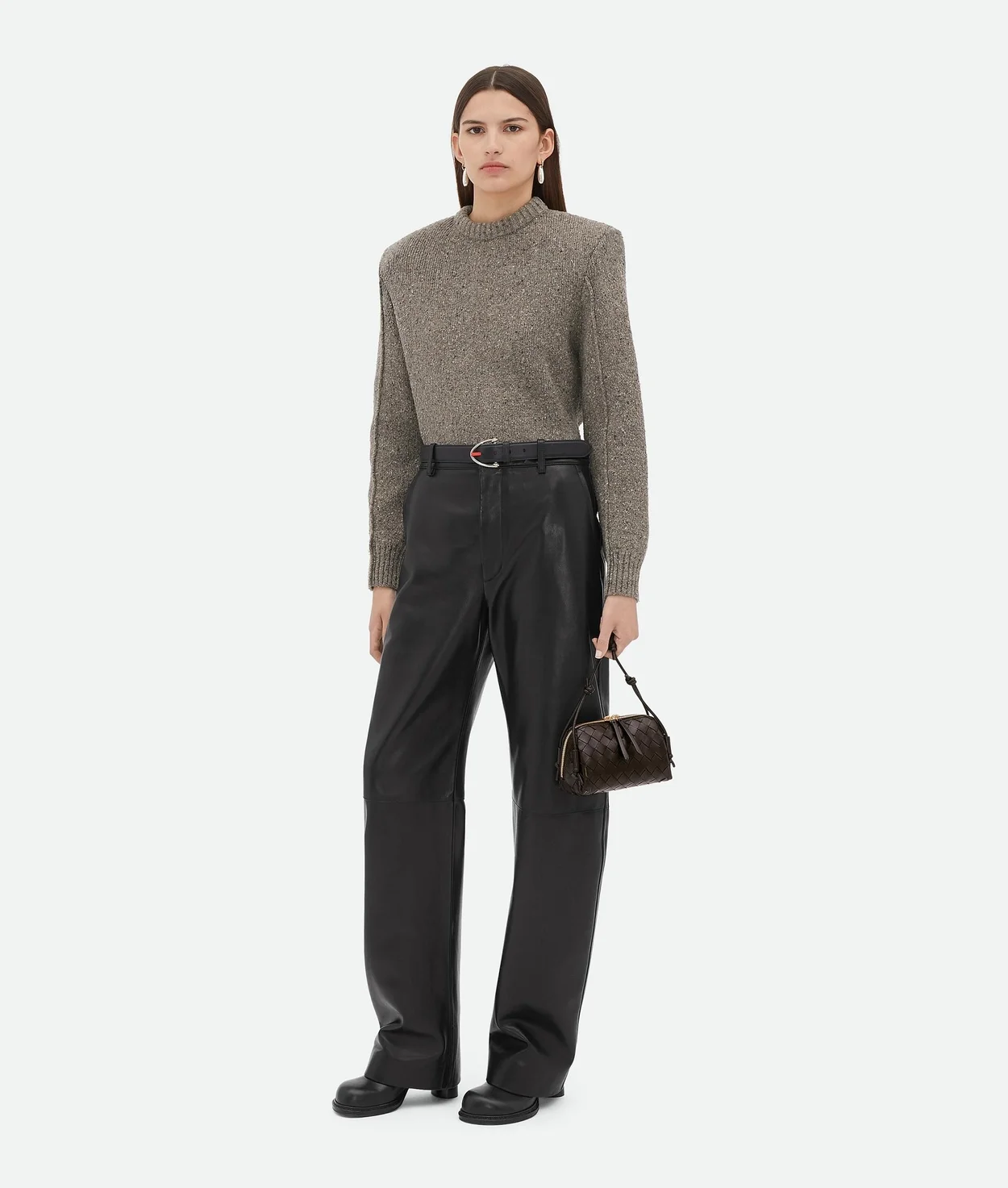 인트레치아토 콘서트 파우치 폰덴테 상세