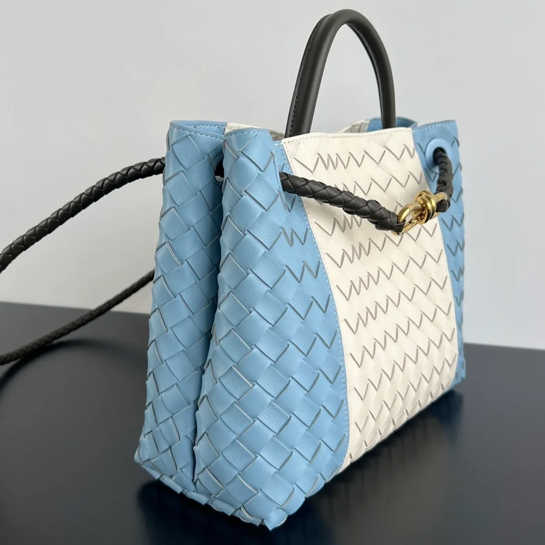 인트레치아토 안디아모 크로스바디 백 멀티컬러 (32.5cm X 24cm X 12cm) 상세