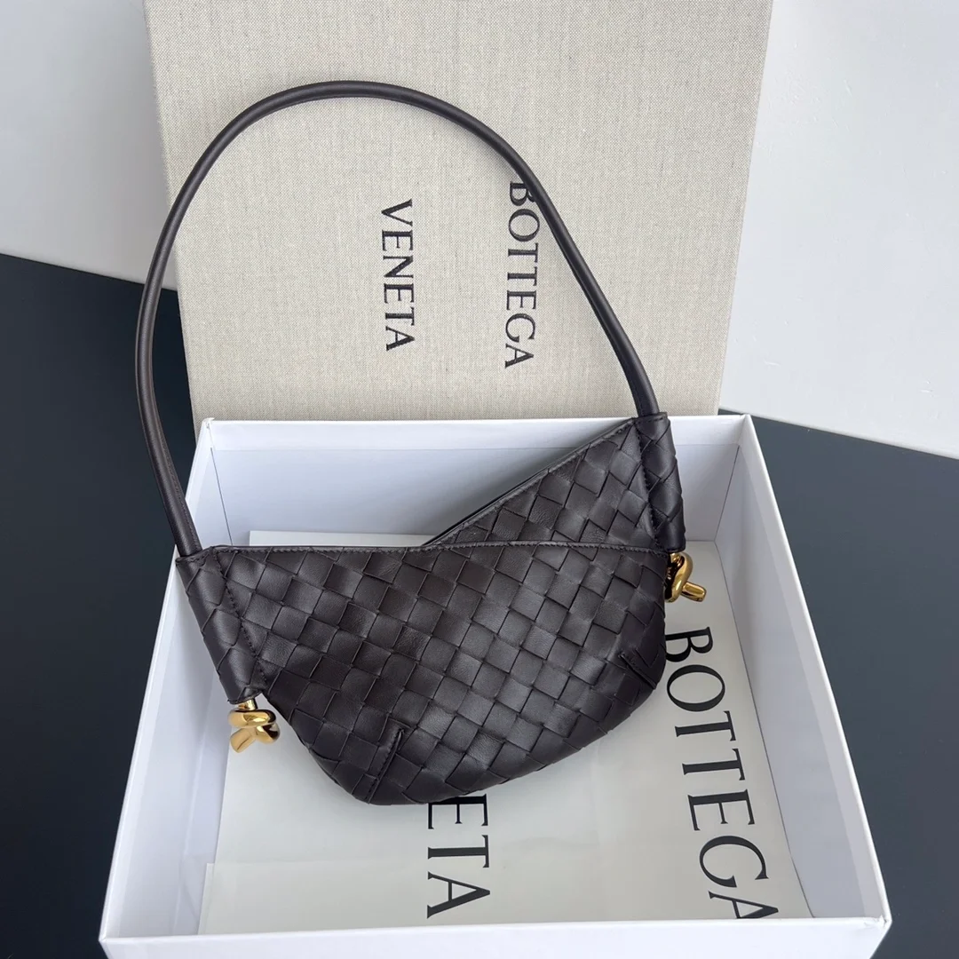 인트레치아토 미니 솔스티스 숄더백 폰단트 상세