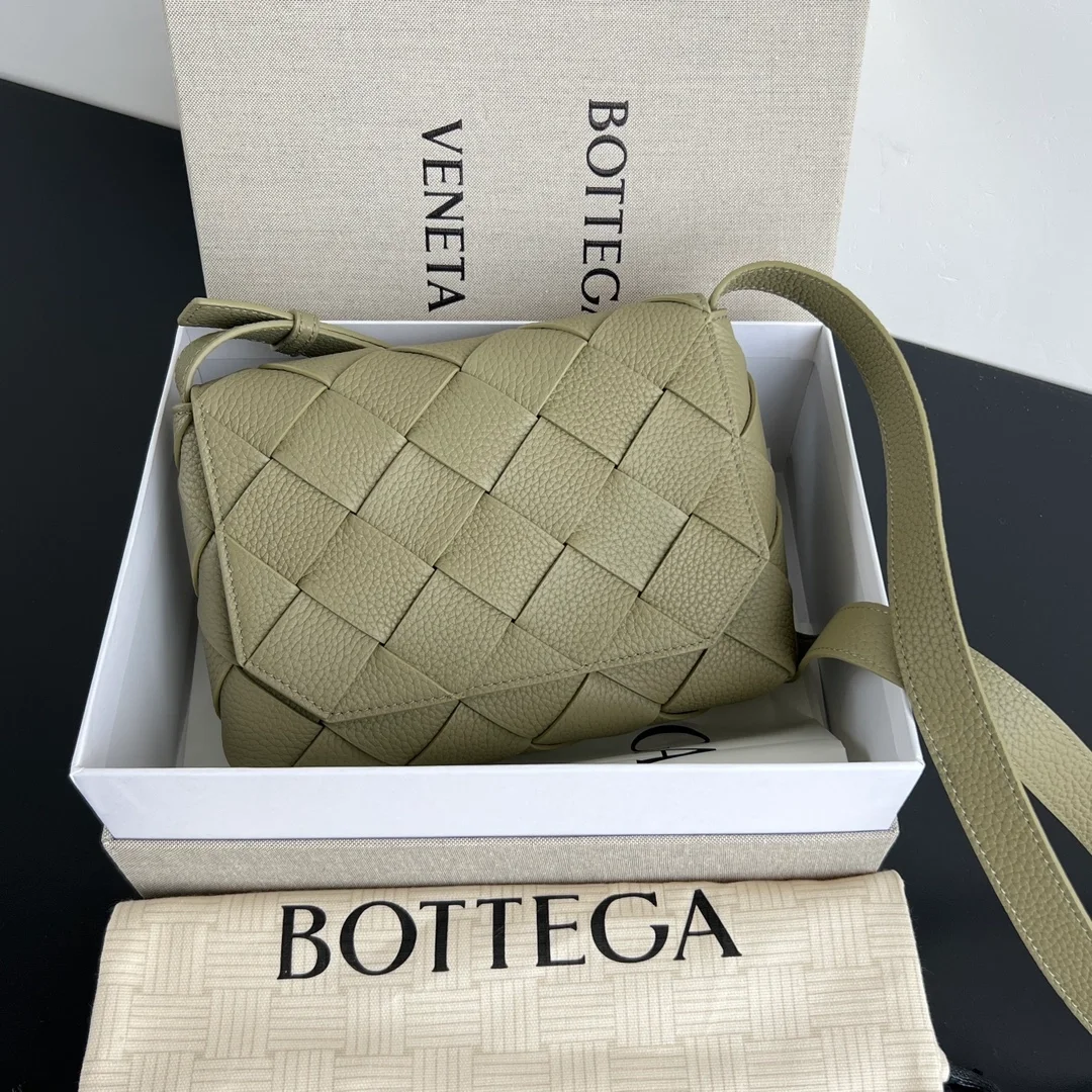 그레인 인트레치오 디아고 크로스바디 백 트래버틴 상세