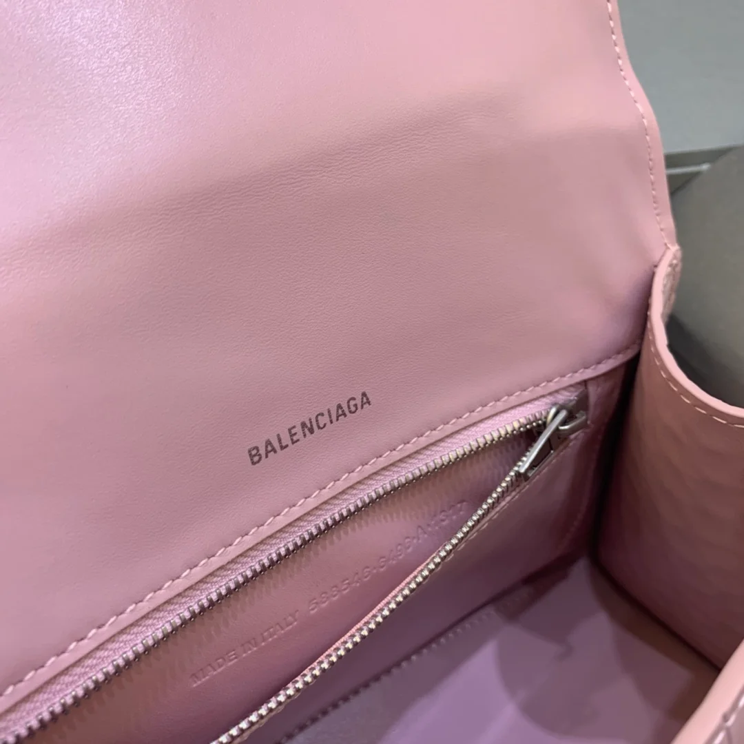 아워글래스 스몰레더 토트 상세