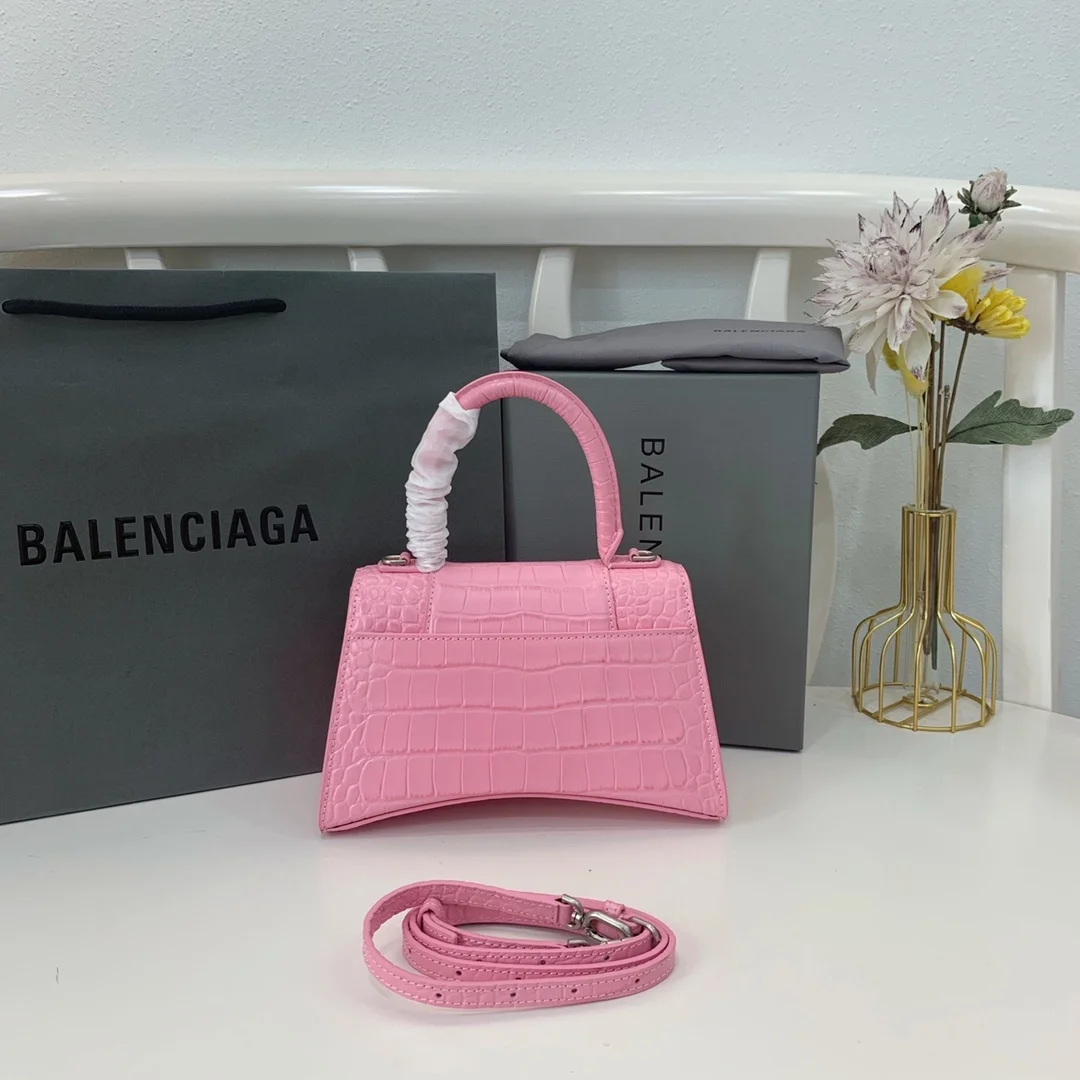 아워글래스 스몰 크로스백 핑크 상세