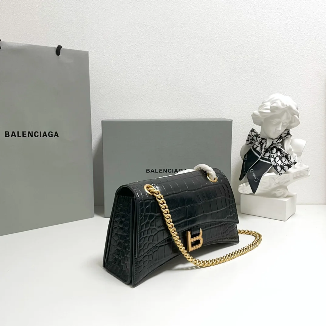 크로커다일 엠보싱 크러쉬 스몰백 상세