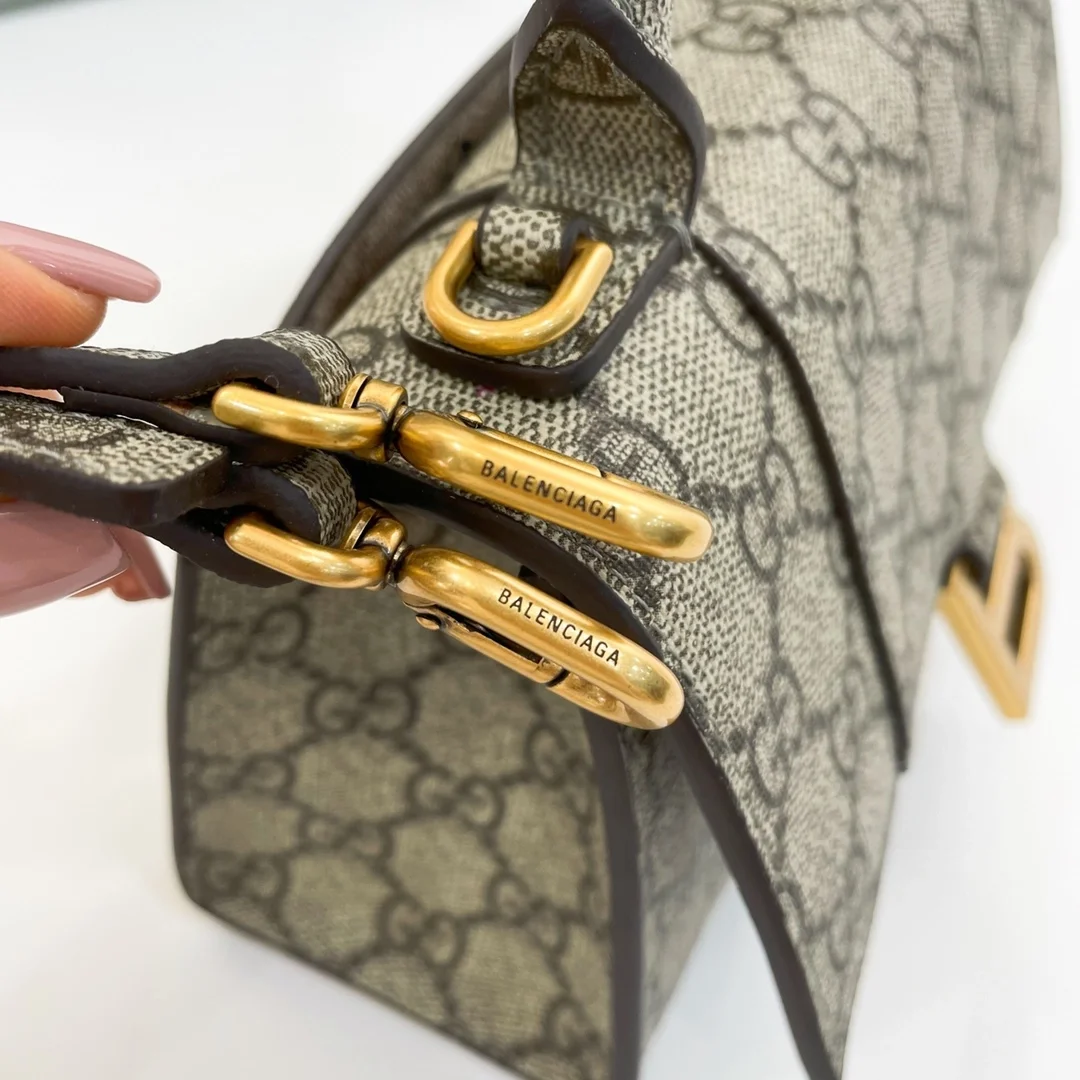 아워글래스 XS 상세