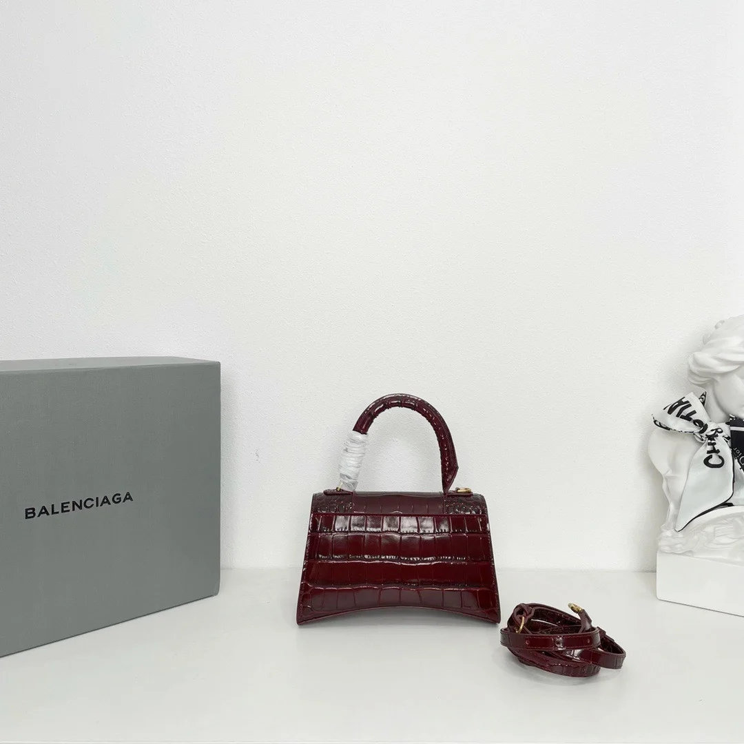 아워글래스 XS 핸드백 상세