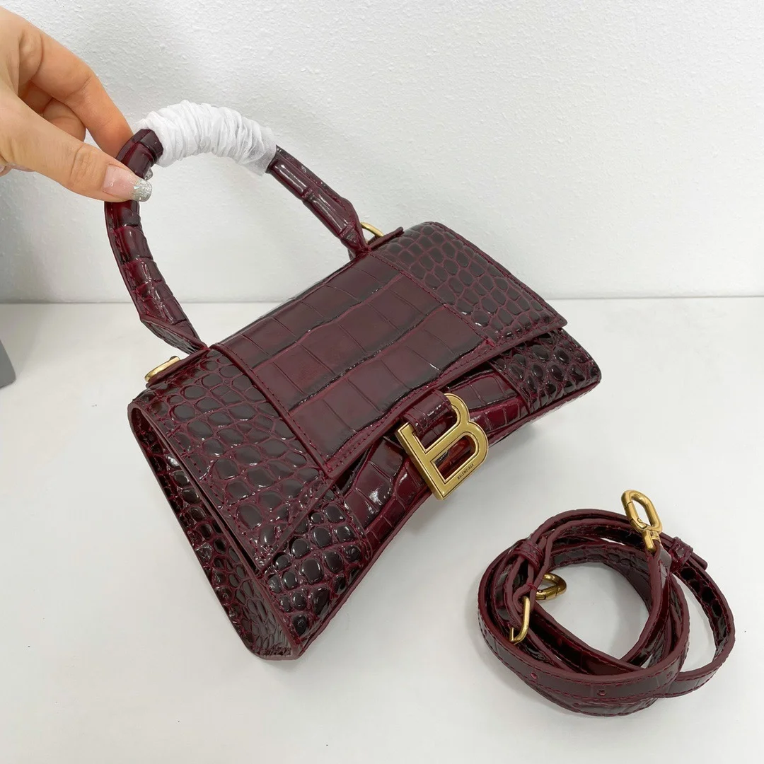 아워글래스 XS 핸드백 상세